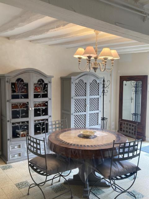 Domaine De La Vaudouriere Villa Lunay Стая снимка